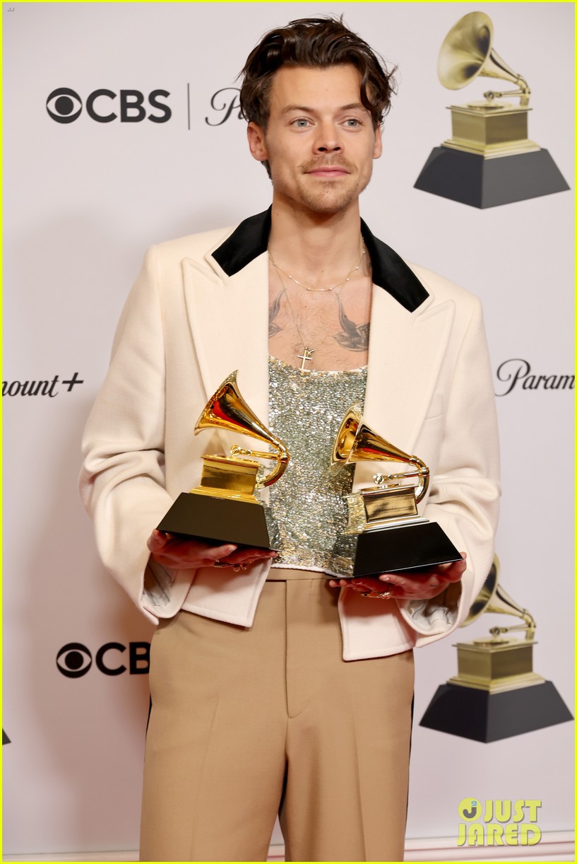 Harry Styles&rsquo; Win Draws Criticism Because of Recording Academy&rsquo;s Ill