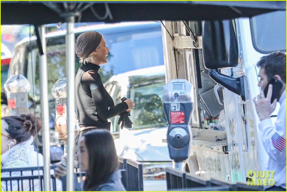 Photo: kanye west bianca censori go shopping in la 42 | Photo 4905291