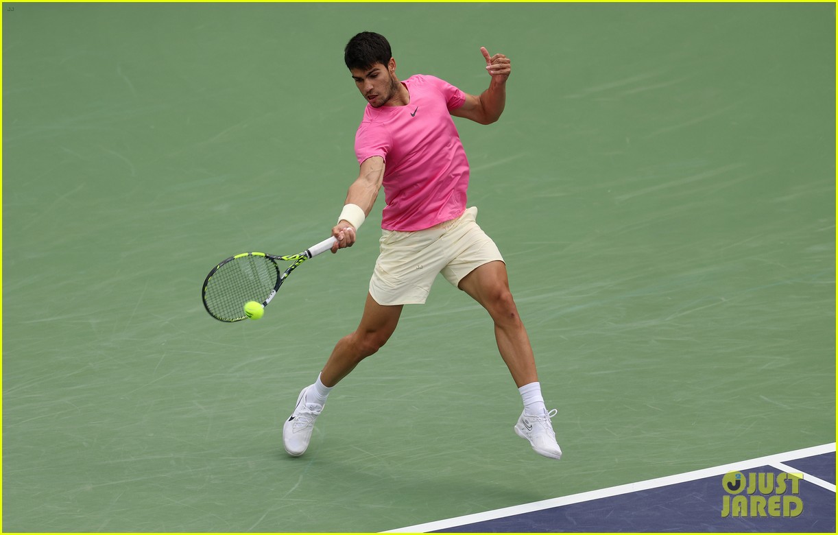 19-Year-Old Carlos Alcaraz Reclaims #1 Tennis Ranking, Breaks Daniil ...