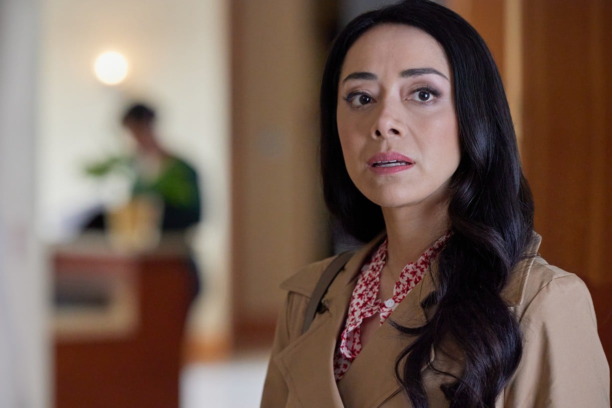 Paul Campbell & Aimee Garcia Team Up To Solve a Murder in Hallmark's