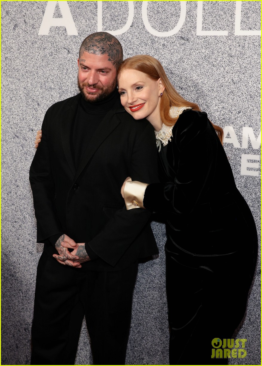 Jessica Chastain Opens 'A Doll's House' on Broadway to Glowing Reviews! Photo 4904711