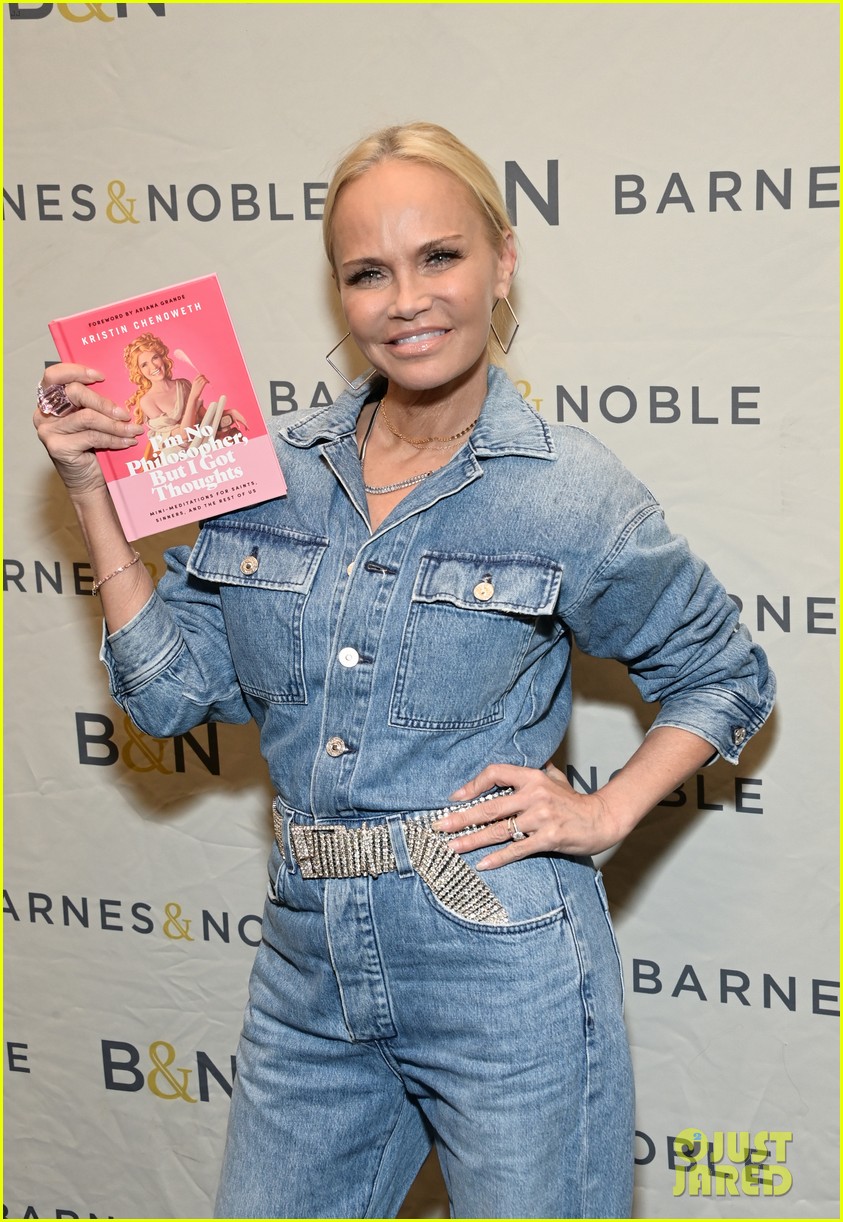 Kristin Chenoweth & Fiance Josh Bryant Pose for a Family Photo at L.A