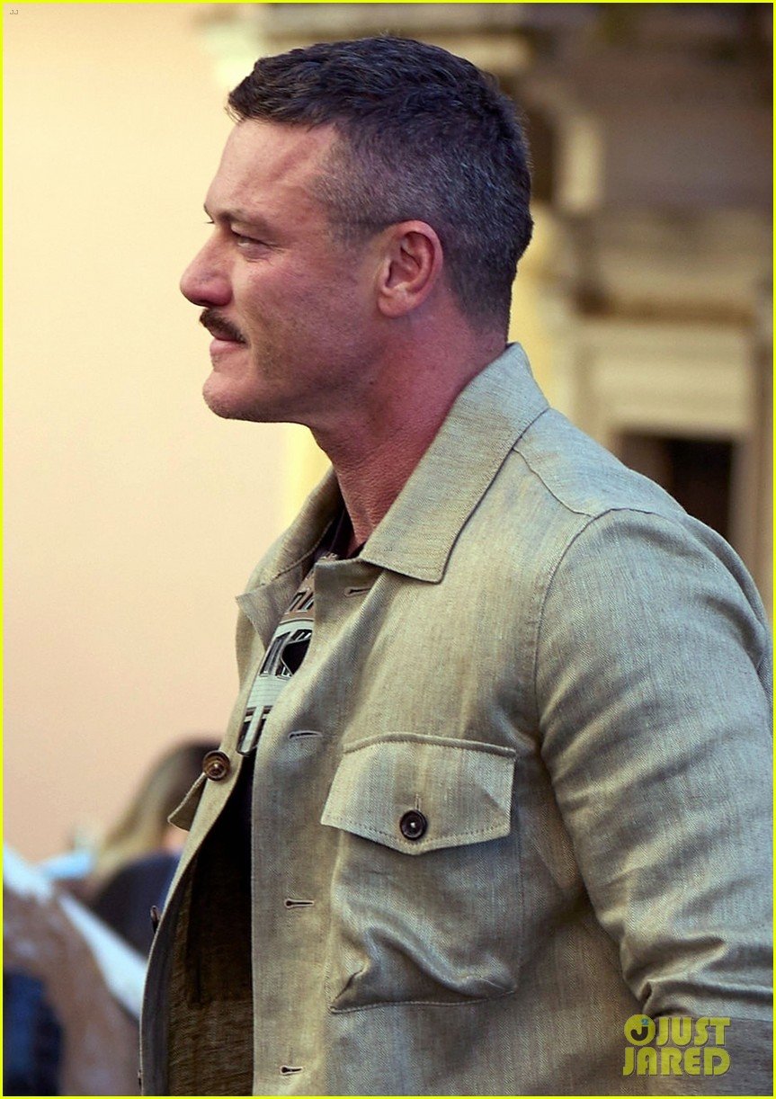 Photo luke evans fran tomas in rome 75 Photo 4908736 Just Jared