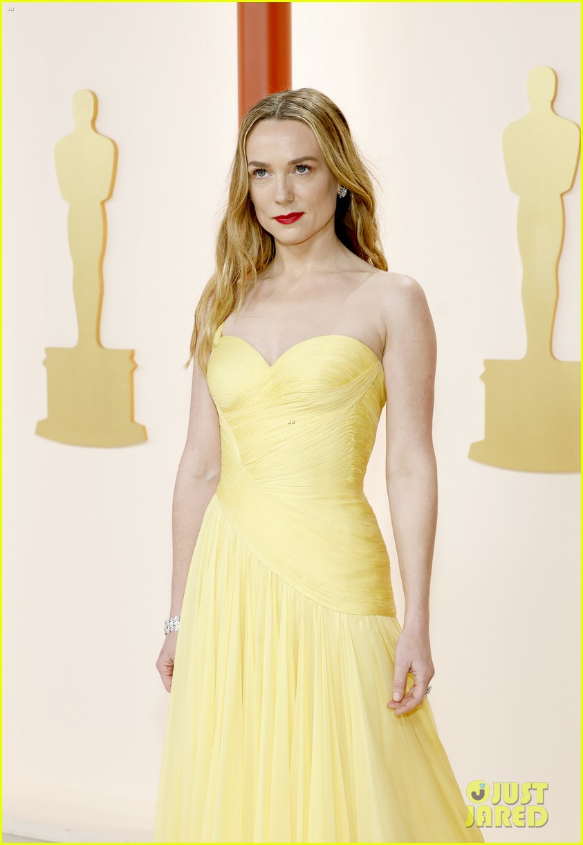 Best Supporting Actress Nominee Kerry Condon Shines In Bright Yellow