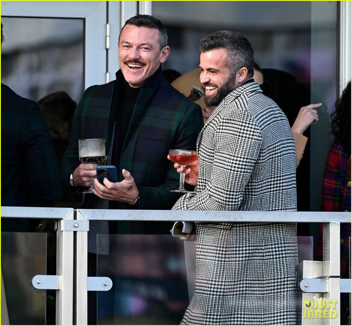 Luke Evans & Boyfriend Fran Tomas are All Smiles While Attending Gold