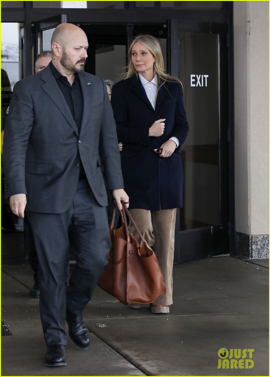 Here's What Paltrow Whispered to Terry Sanderson While Exiting