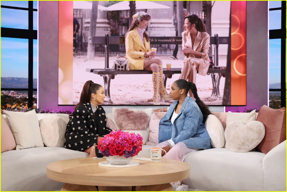 Ashley Park Reveals How She Sprained Her Ankle (& It Involves Beyonce(02)