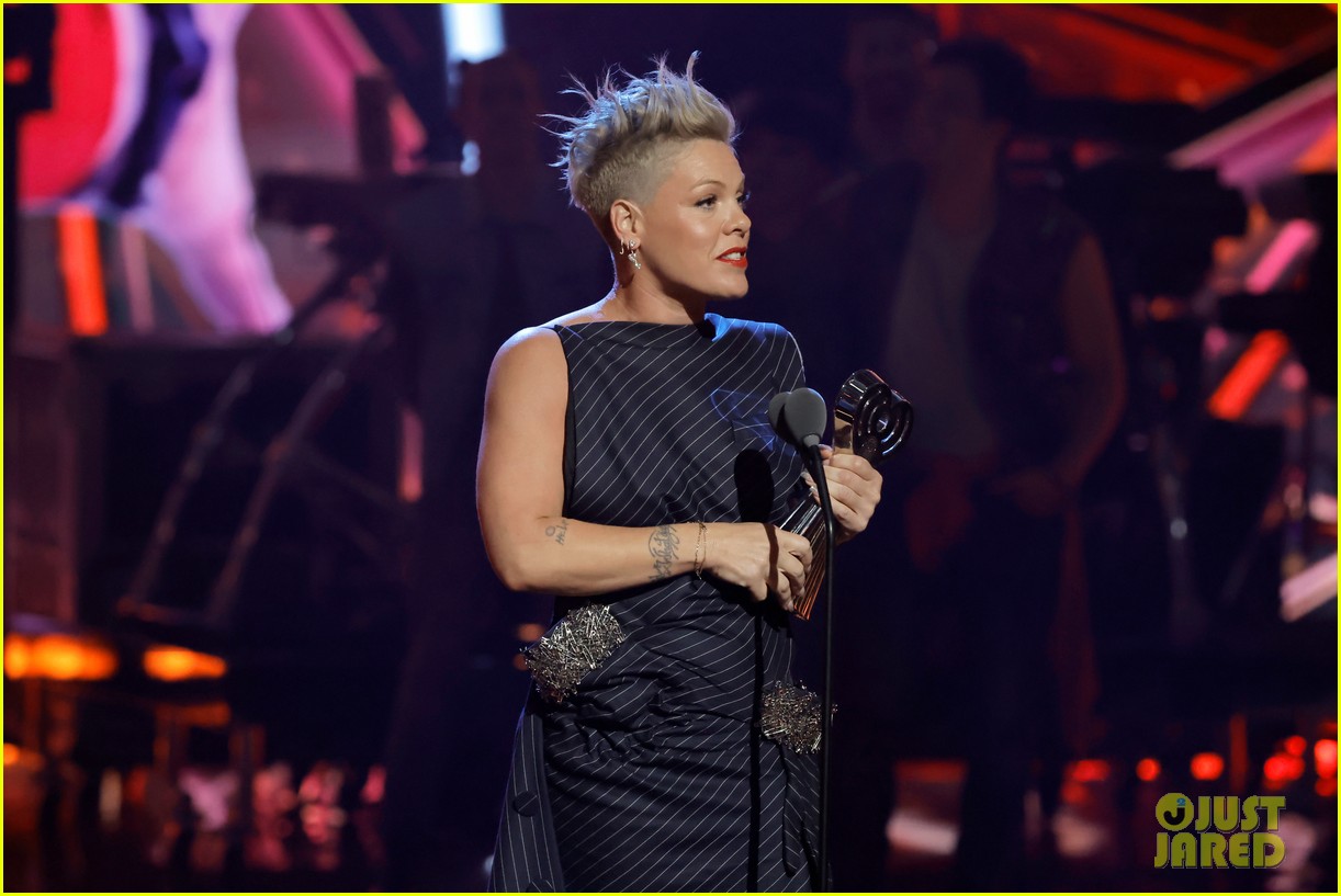 Pink Talks Relationship with Husband Carey Hart & Miracle Performance