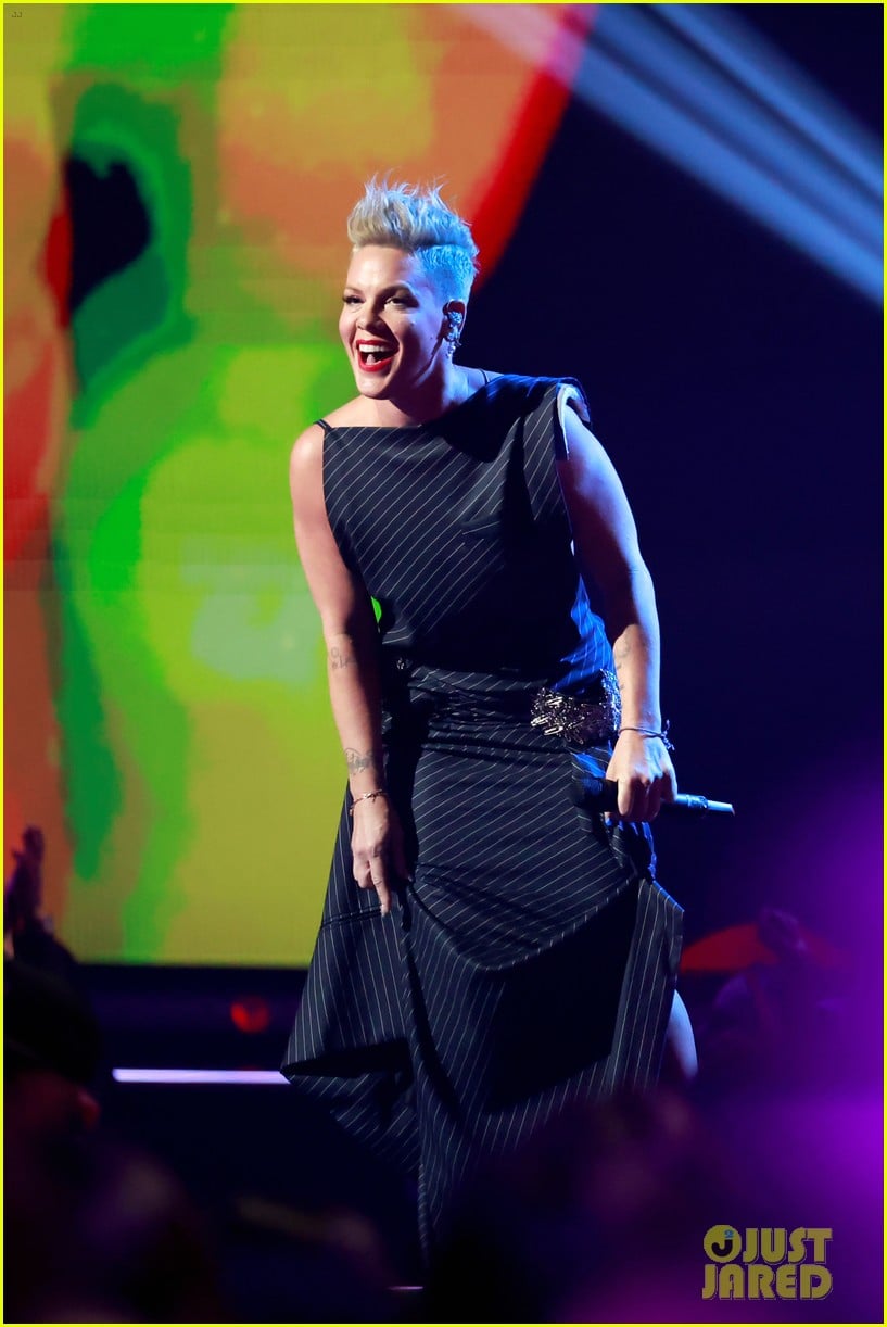 Pink Talks Relationship with Husband Carey Hart & Miracle Performance