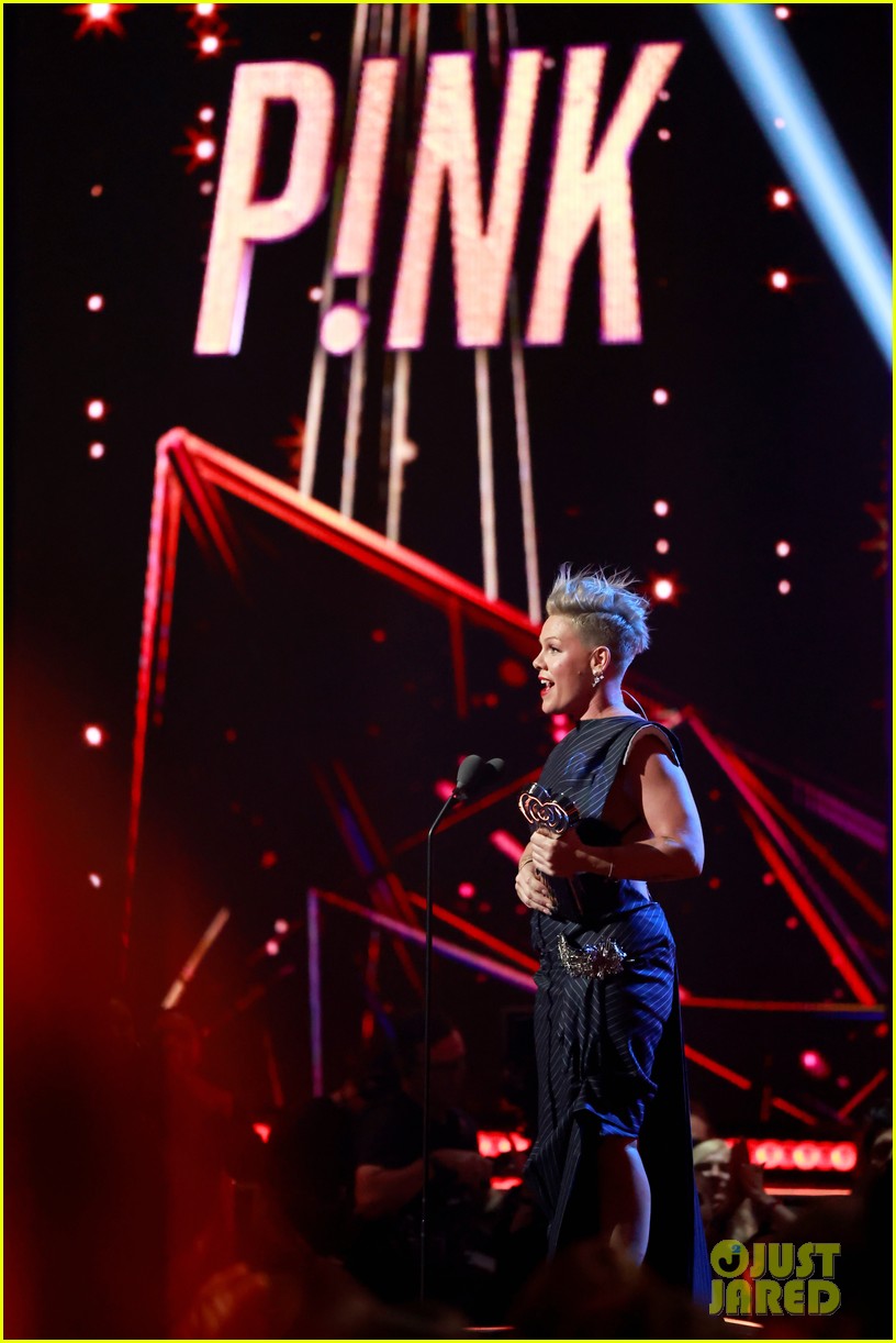 Pink Talks Relationship with Husband Carey Hart & Miracle Performance