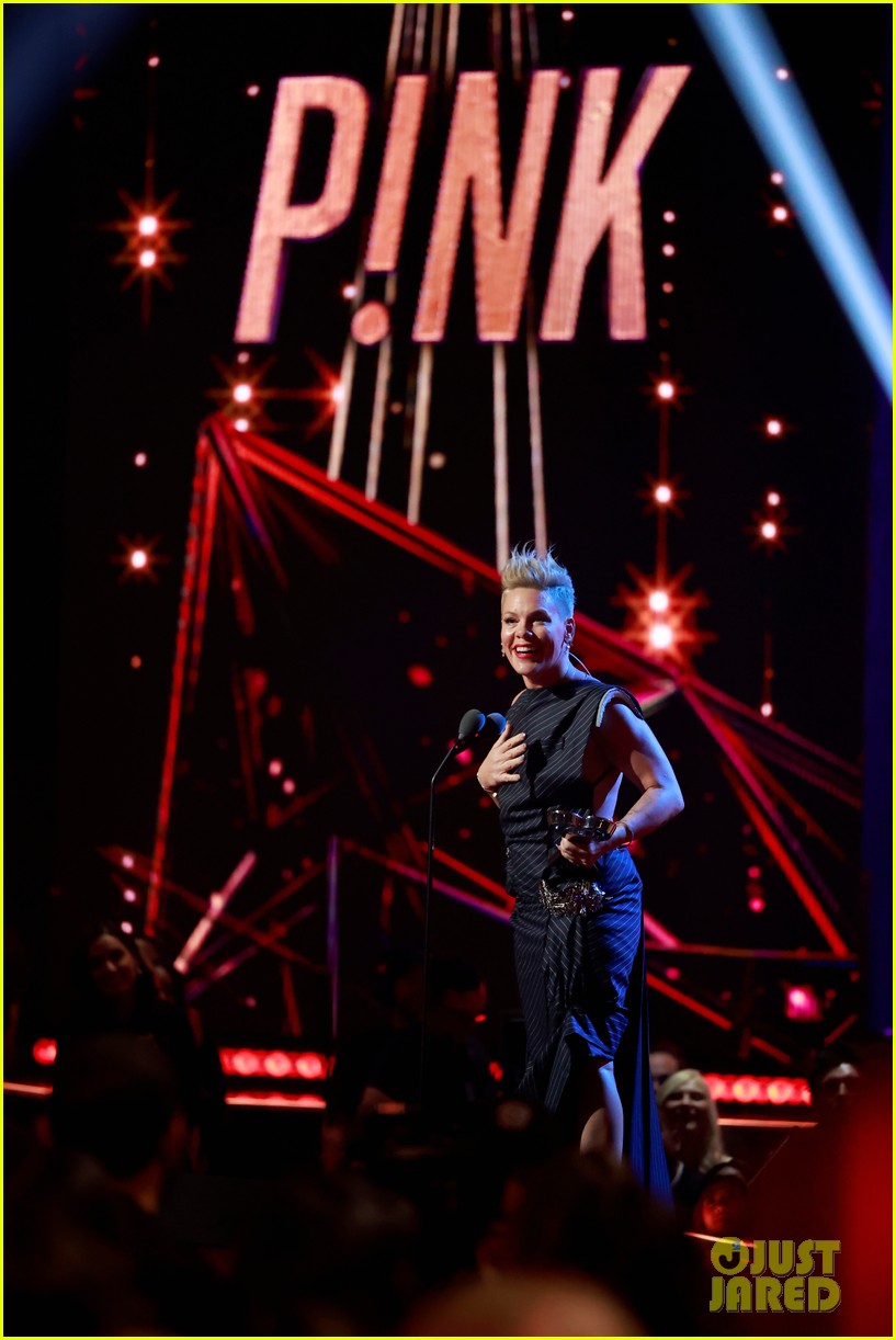 Pink Talks Relationship with Husband Carey Hart & Miracle Performance