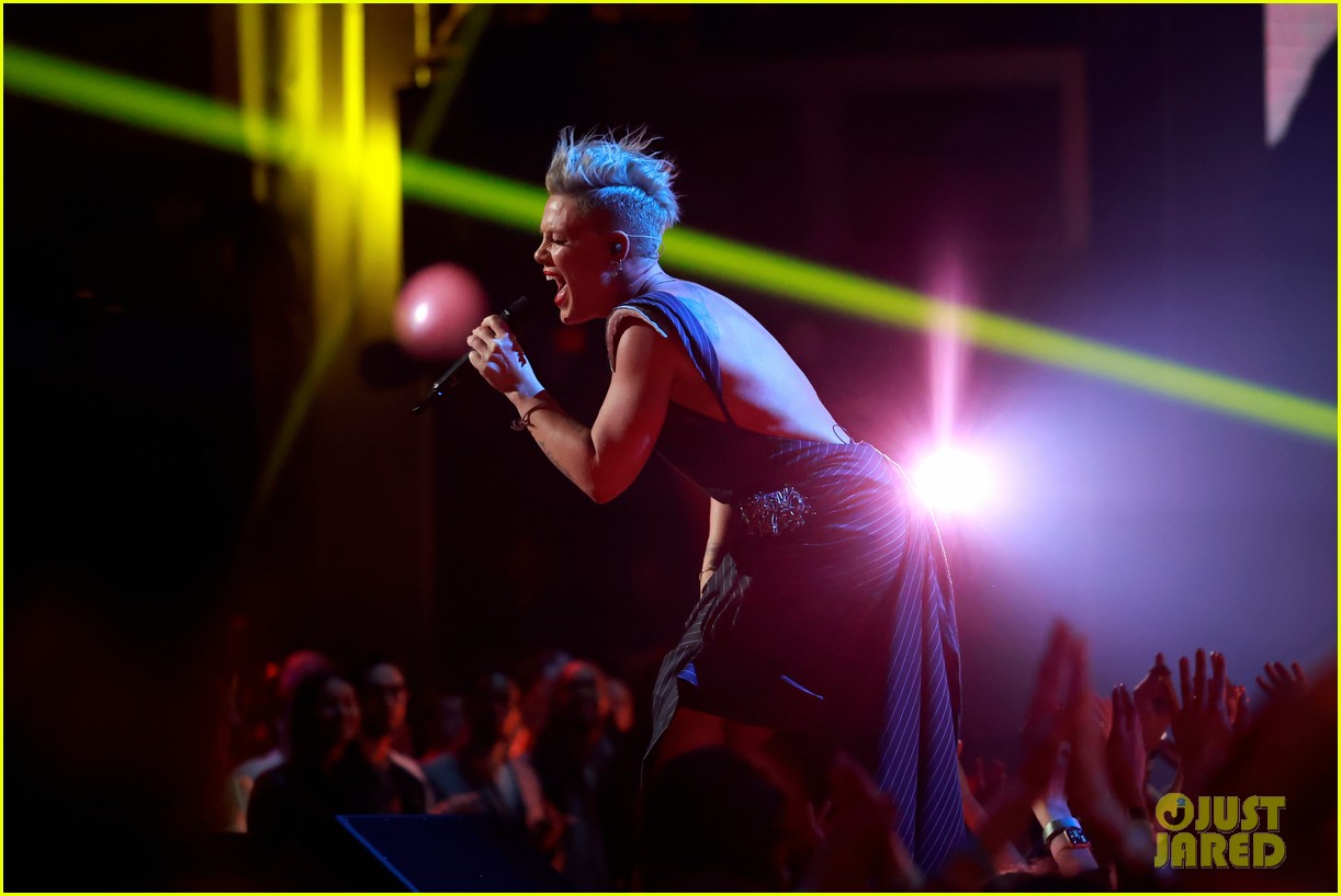 Pink Talks Relationship with Husband Carey Hart & Miracle Performance