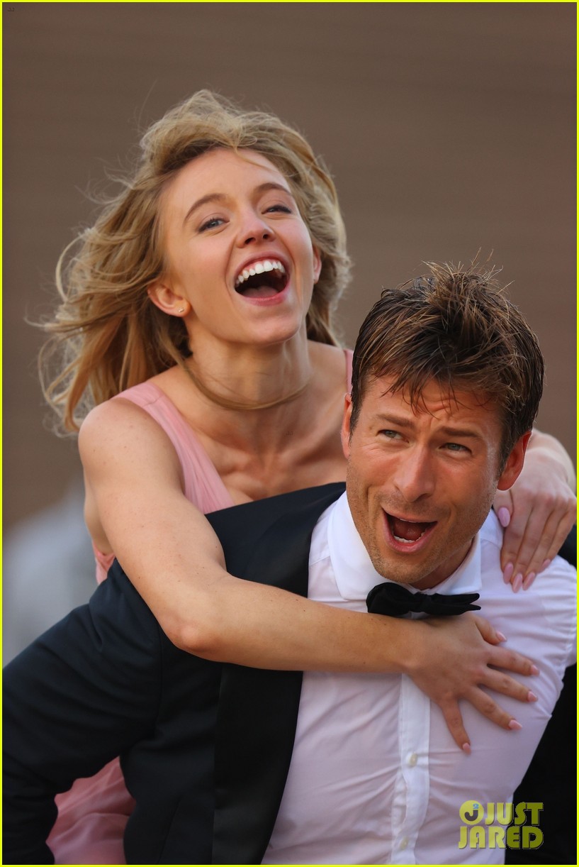 Photo: glen powell sydney sweeney continue filming rom com 09 | Photo