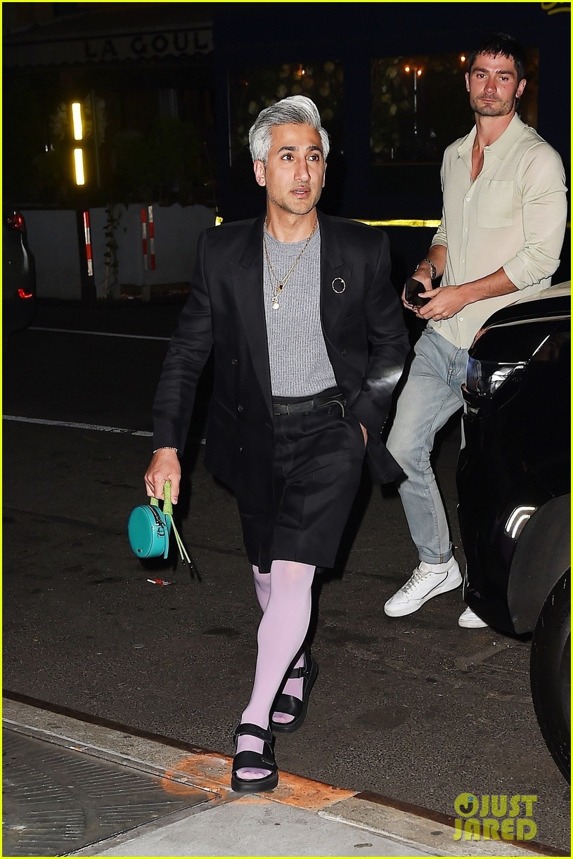 Gigi Hadid Grabs Dinner with Antoni Porowski & Tan France in NYC Photo