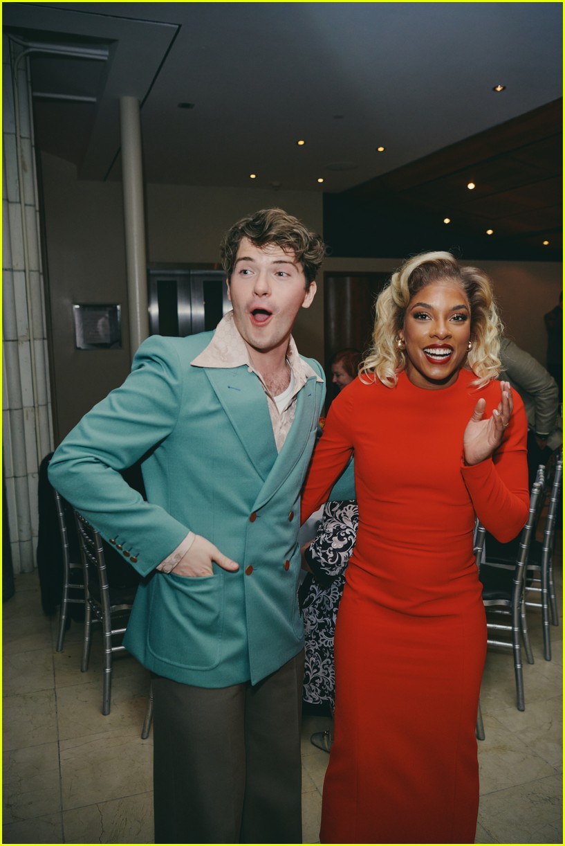 Photo colton ryan anna uzele new york new york opening 02 Photo