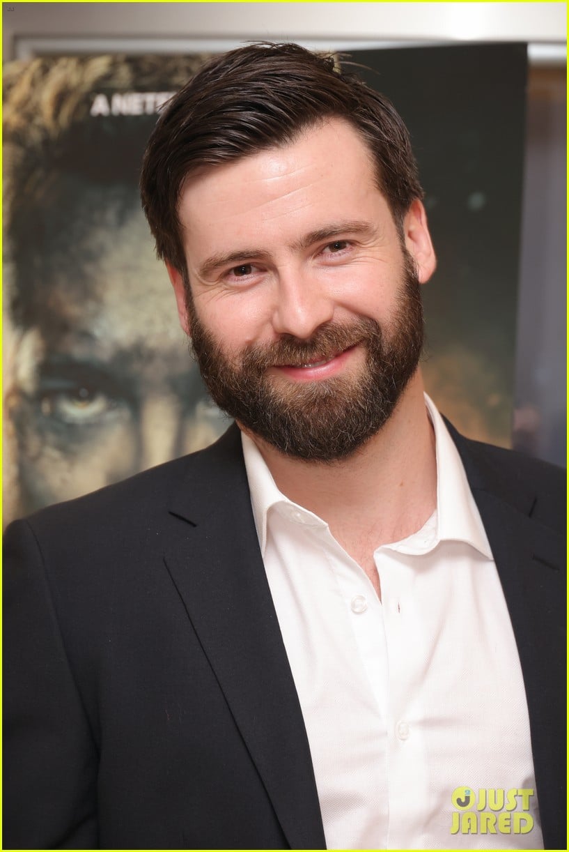 Allison Williams Supports Fiance Alexander Dreymon at 'The Last Kingdom