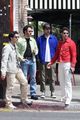 jonas brothers meet up for lunch in la 19