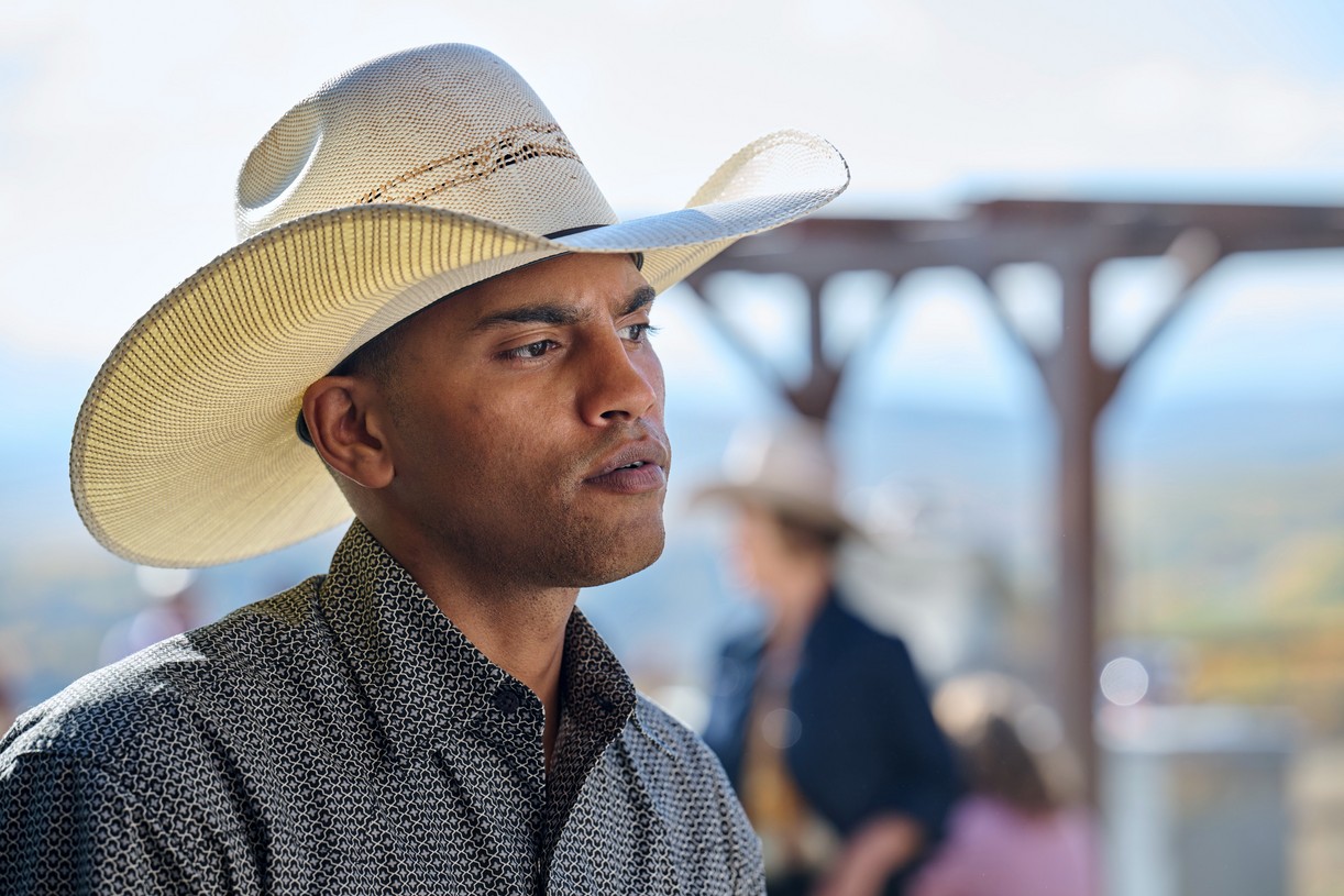 Missy Questions If Austin Was Really Faithful To Her in Hallmark's