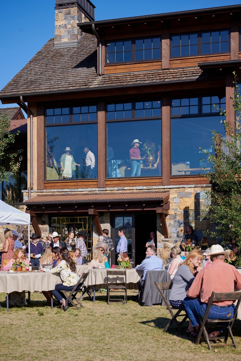 Missy Questions If Austin Was Really Faithful To Her in Hallmark's