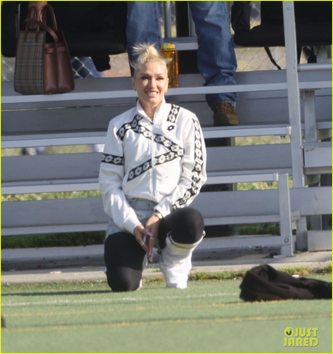 Photo blake shelton gwen stefani football game 21 Photo 4935885