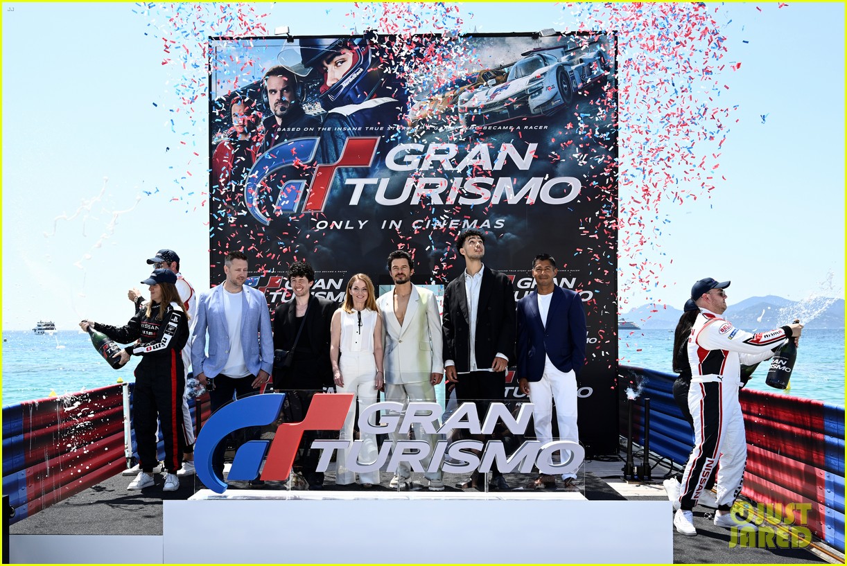orlando bloom gran turismo photocall at cannes 014938146