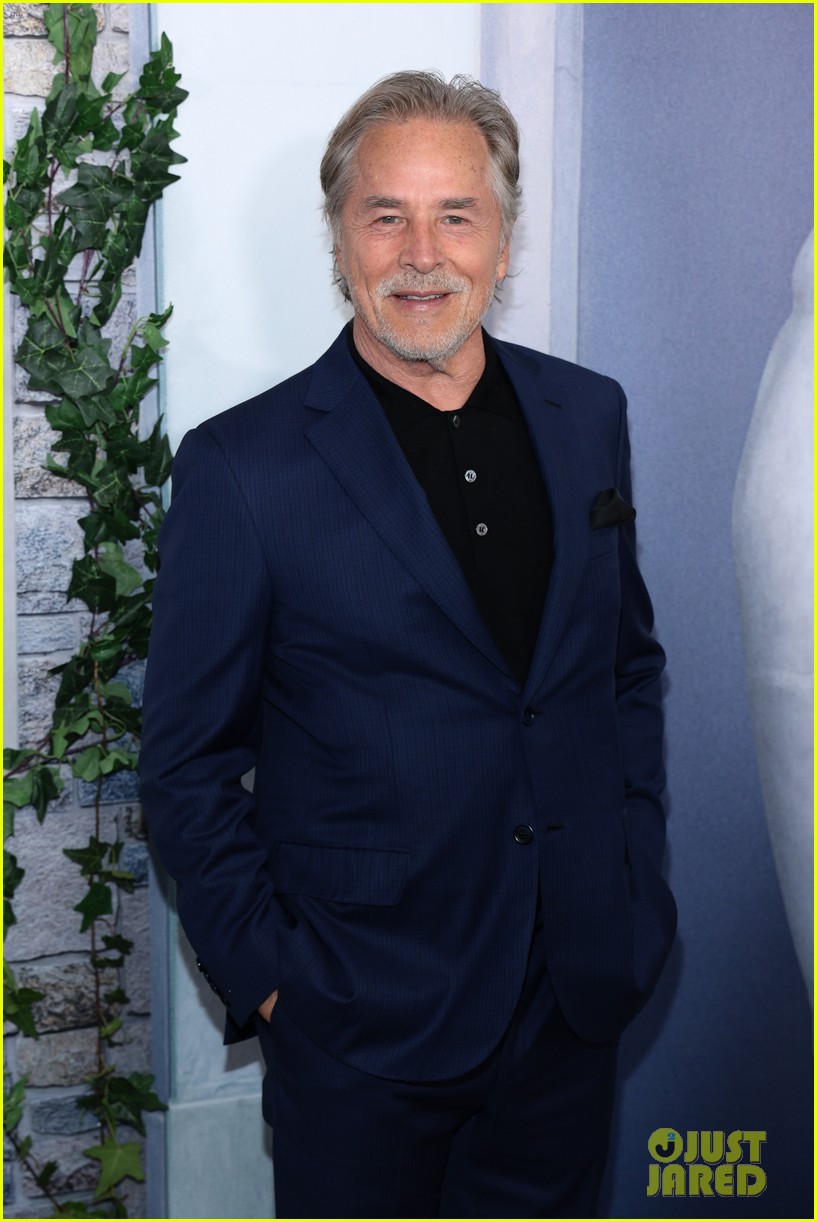 Photo fonda bergen keaton steenburgen book club cast nyc premiere 41