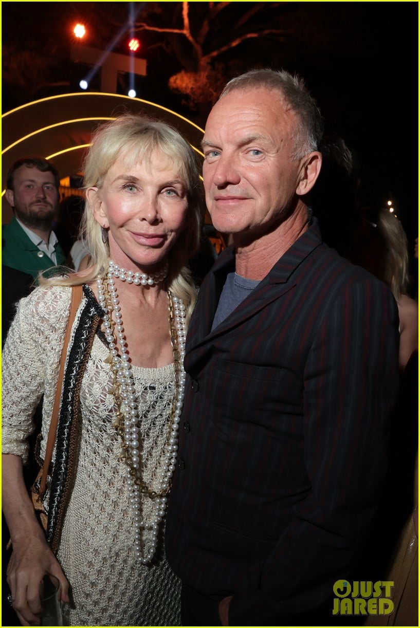 Lily-Rose Depp, Scarlett Johansson, Leonardo DiCaprio & More Step Out