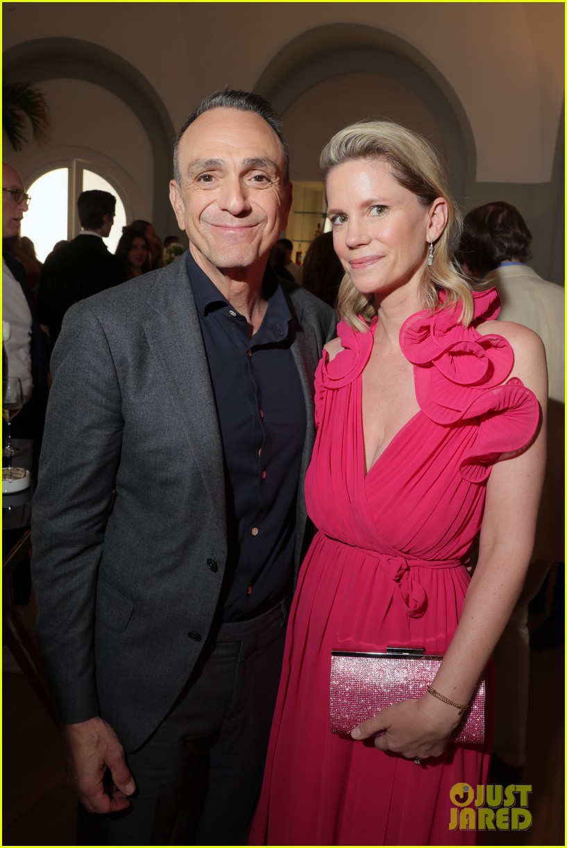 Lily-Rose Depp, Scarlett Johansson, Leonardo DiCaprio & More Step Out