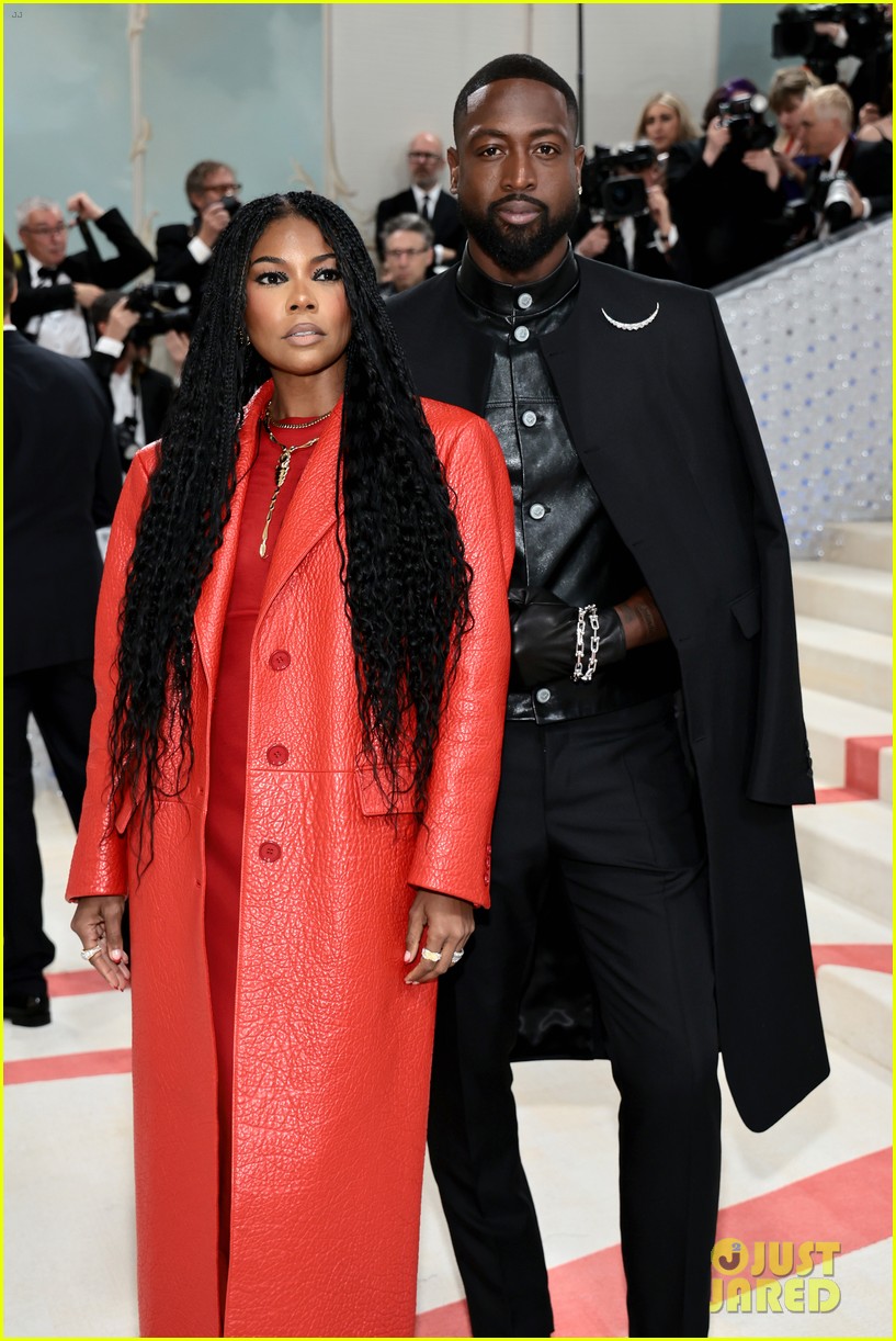 Gabrielle Union & Dwyane Wade Hold Hands at Met Gala 2023 Photo