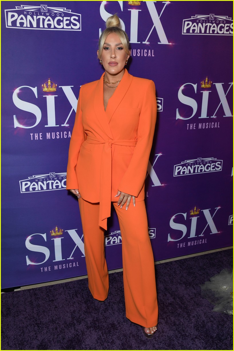 Justin Hartley Supports Sister Gabriela Carrillo at Opening Night of