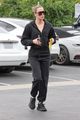 khloe kardashian visits salon in calabasas 33