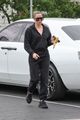 khloe kardashian visits salon in calabasas 47