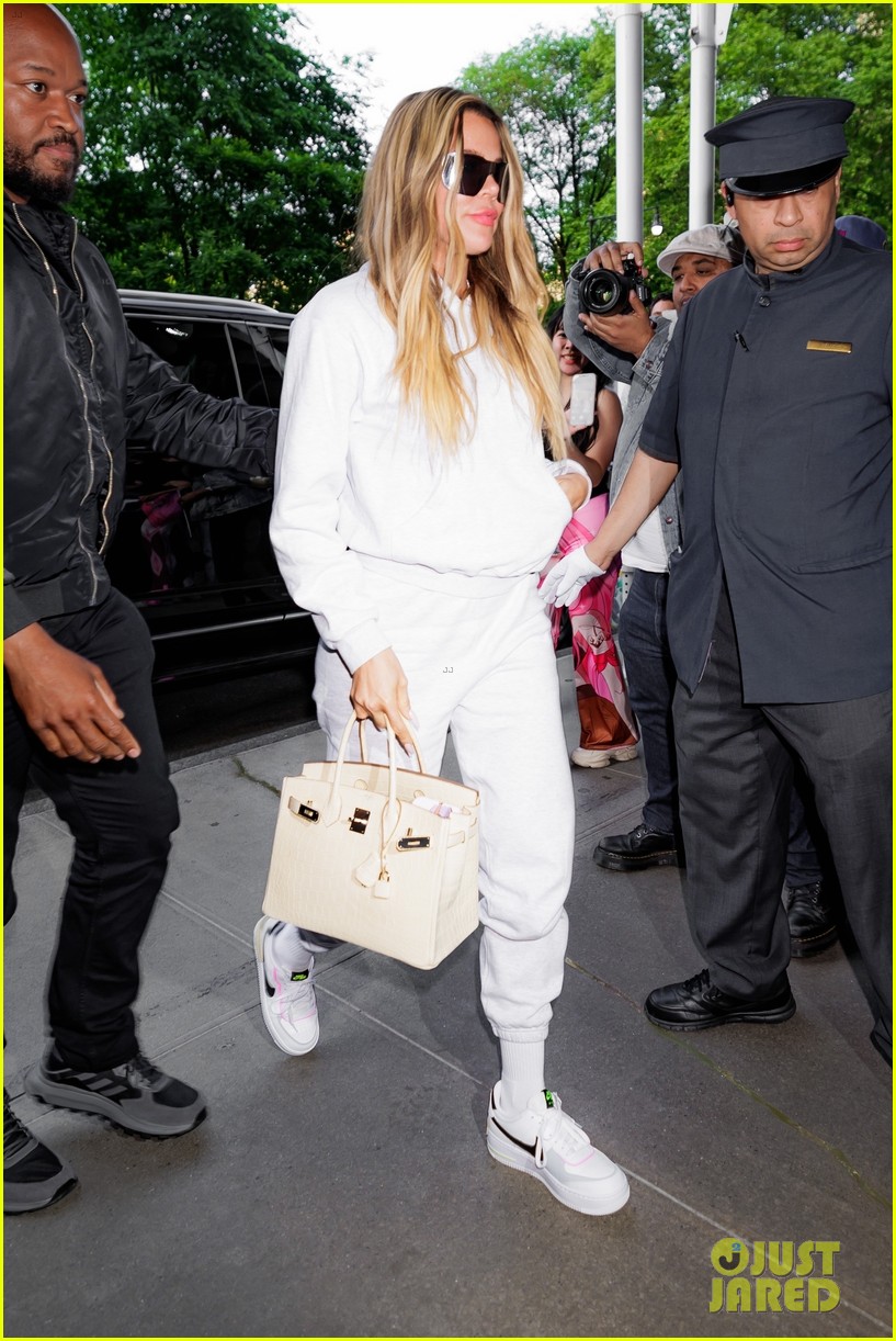 Kim & Khloe Kardashian Perfectly Complement Each Other in Black & White Outfits in NYC Photo