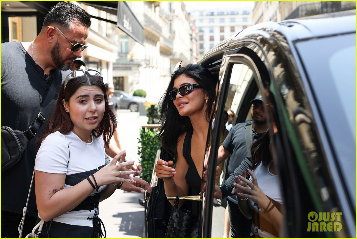 Kylie Jenner is Greeted by Fans While Leaving Restaurant in Paris