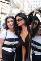 kylie jenner grabs lunch in paris 08