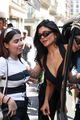 kylie jenner grabs lunch in paris 33
