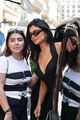 kylie jenner grabs lunch in paris 35