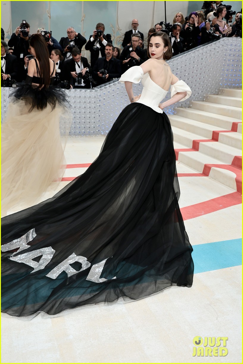 'Emily in Paris' Stars Lily Collins & Ashley Park Delivered Amazing