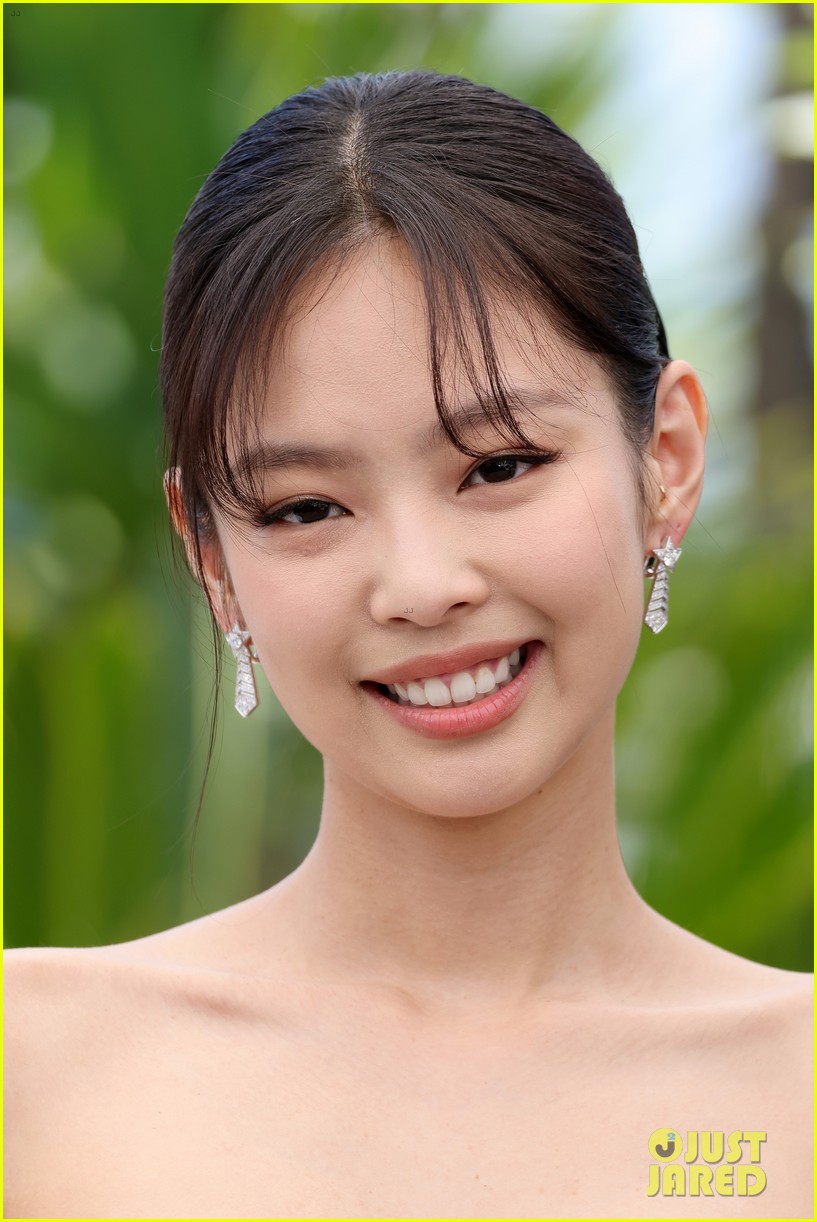 Lily RoseDepp Denies Report Of 'The Idol' Set Being Toxic, Sam