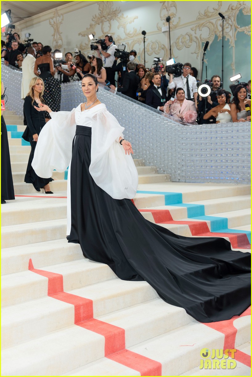Pete Davidson Gets Awestruck By Michelle Yeoh at Met Gala 2023! Photo