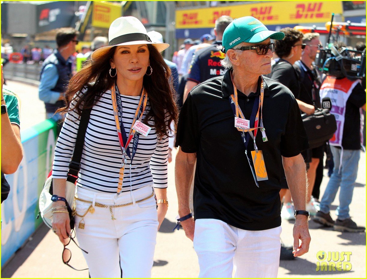 Catherine ZetaJones & Michael Douglas Hold Hands at F1 Monaco Grand(01)