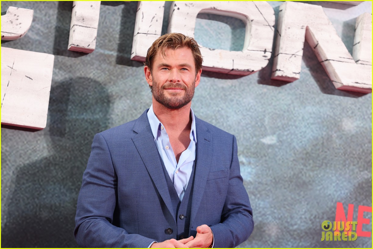 Chris Hemsworth Praises Wife Elsa Pataky: 'I Couldn't Have Done Any of the Things' Without Her: Photo 4942765 | Chris Hemsworth, Elsa Pataky, Golshifteh Farahani, Olga Kurylenko, Sam Hargrave Photos - Vimarsana News