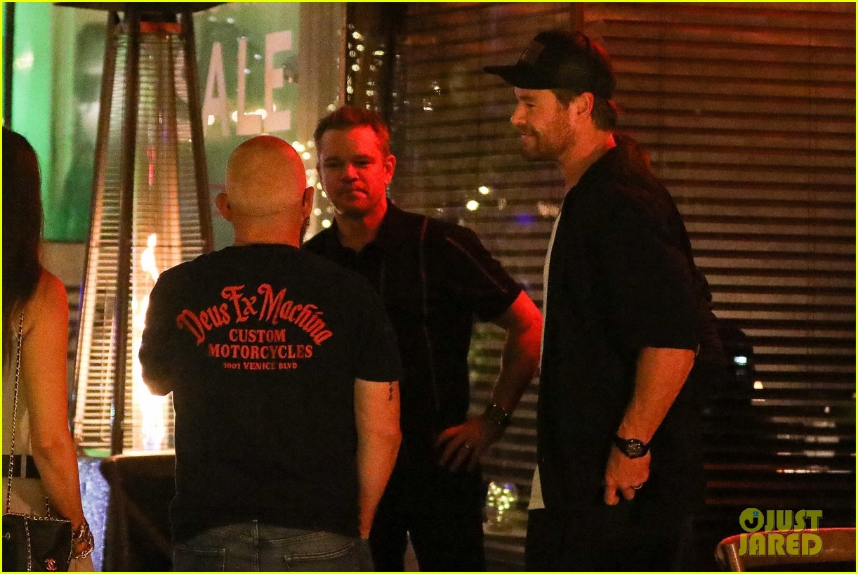 Chris Hemsworth & Matt Damon Meet Up for Dinner in Santa Monica Photo