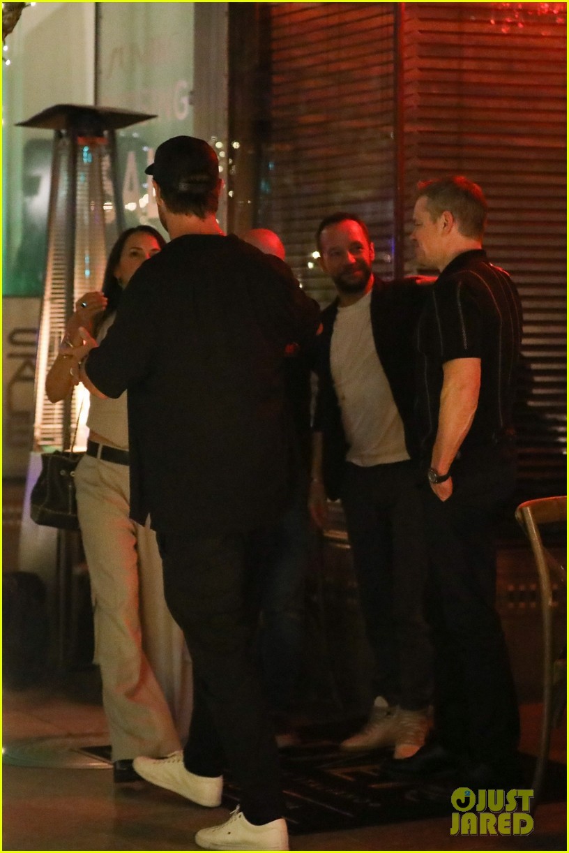 Chris Hemsworth & Matt Damon Meet Up for Dinner in Santa Monica Photo