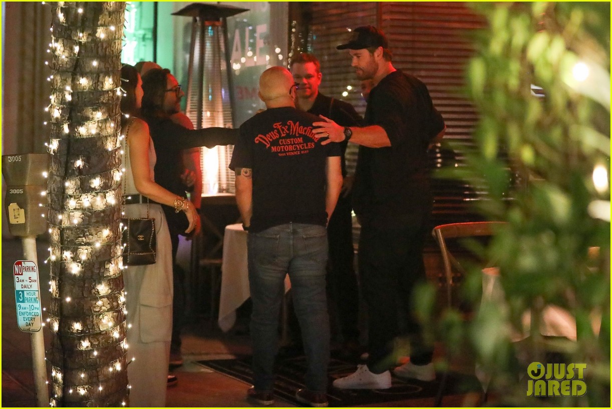Chris Hemsworth & Matt Damon Meet Up for Dinner in Santa Monica Photo