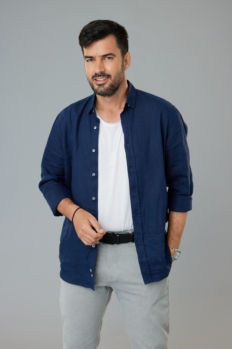 Torrey DeVitto Has A Picture Perfect Proposal in Hallmark Channel's 'Love's Greek To Me': Photo 4942803 | Hallmark Channel, Television, Torrey DeVitto, Yannis Tsimitselis Photos - Vimarsana News