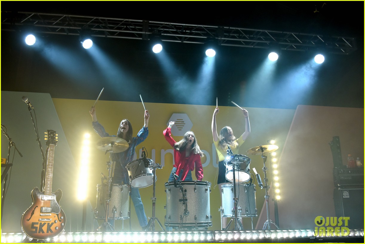 Haim Clap Back at Claims They Don't Play Their Own Instruments Photo