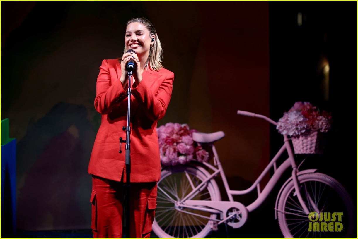 Katie Holmes, Ariana DeBose, & More Stars Attend Alice + Olivia's Camp