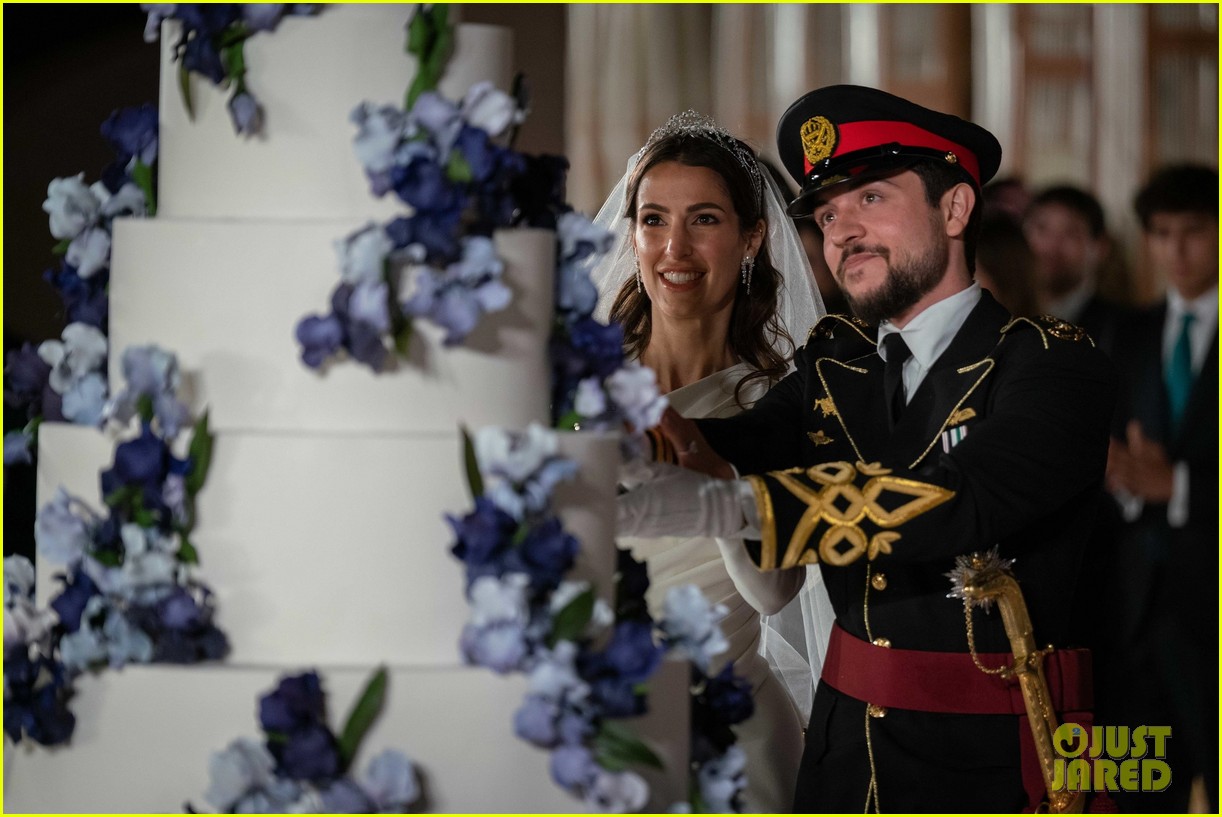 Jordan's Crown Prince Hussein Marries Rajwa Al Saif In Royal Wedding ...