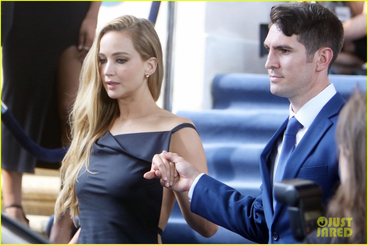 Jennifer Lawrence is Elegant in Backless Black Dress on Set of Her Dior Commercial: Photo 4950707 | Jennifer Lawrence Photos - Vimarsana News